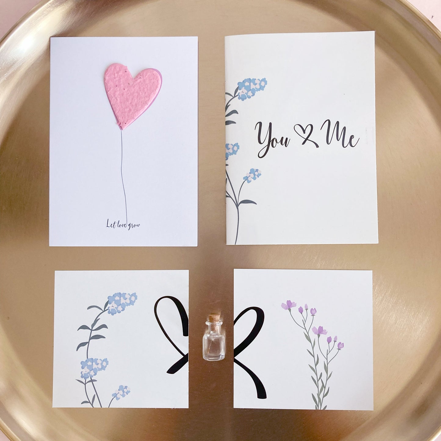 Mrs & Mrs Premium-Geschenkset "Happy Hearts" zur Hochzeit mit Inhalt - 7 teilig
