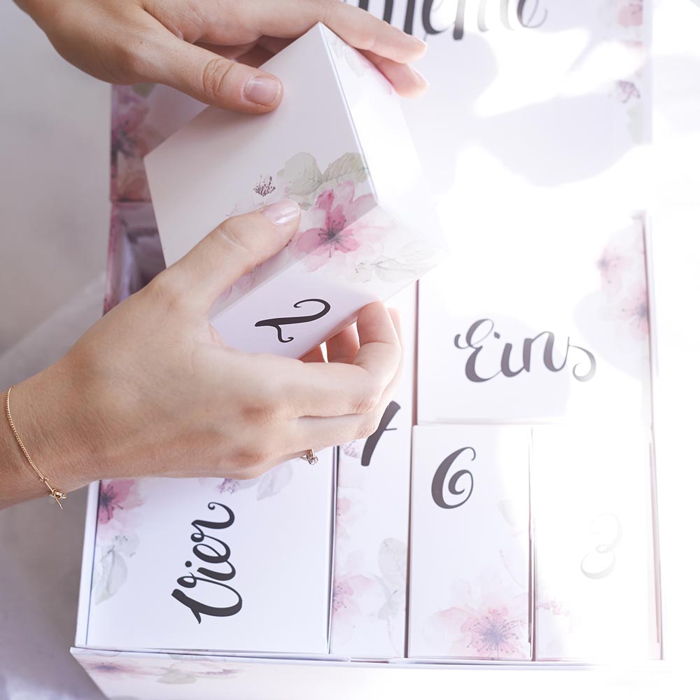Personalisiert mit Wunschtext: Der Hochzeits-Countdown-Kalender ™