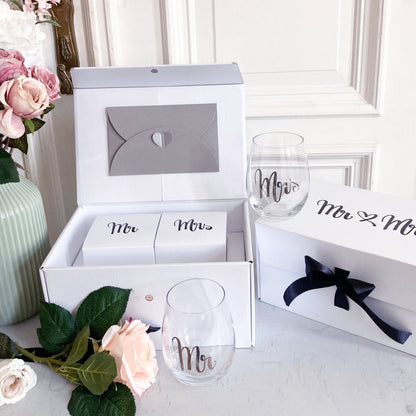 Mr &amp; Mrs Premium Wedding Gift Set "Happy Hearts" with Contents - 7 pieces